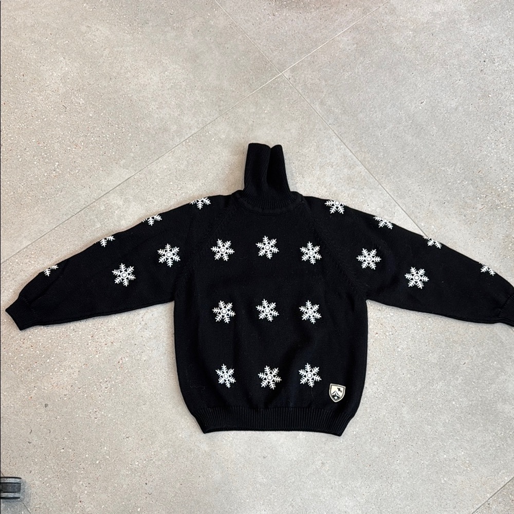 Vampire 1950 “Made in Italy” 100% Virgin Wool Sweater with Snowflake Pattern